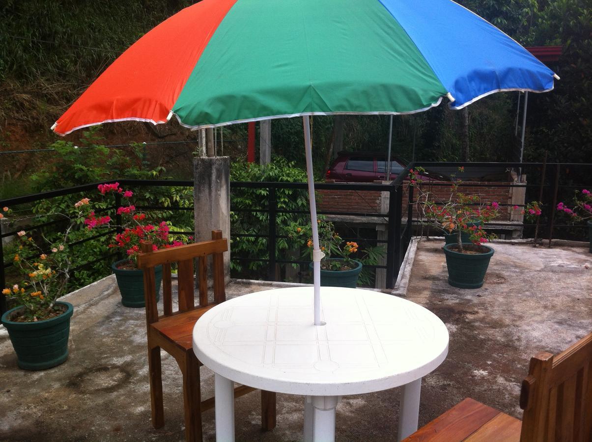 Araliya Home Stay Kandy Ngoại thất bức ảnh